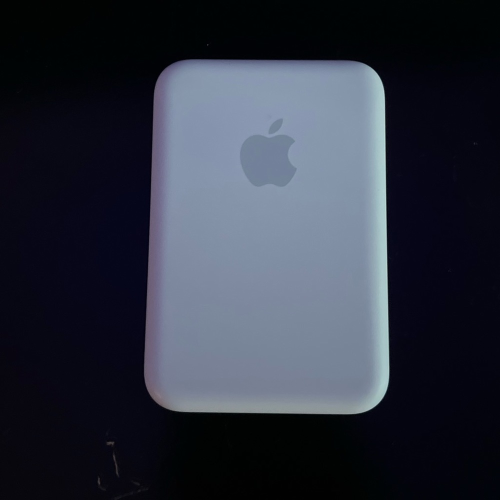 Mobile apple battery pack